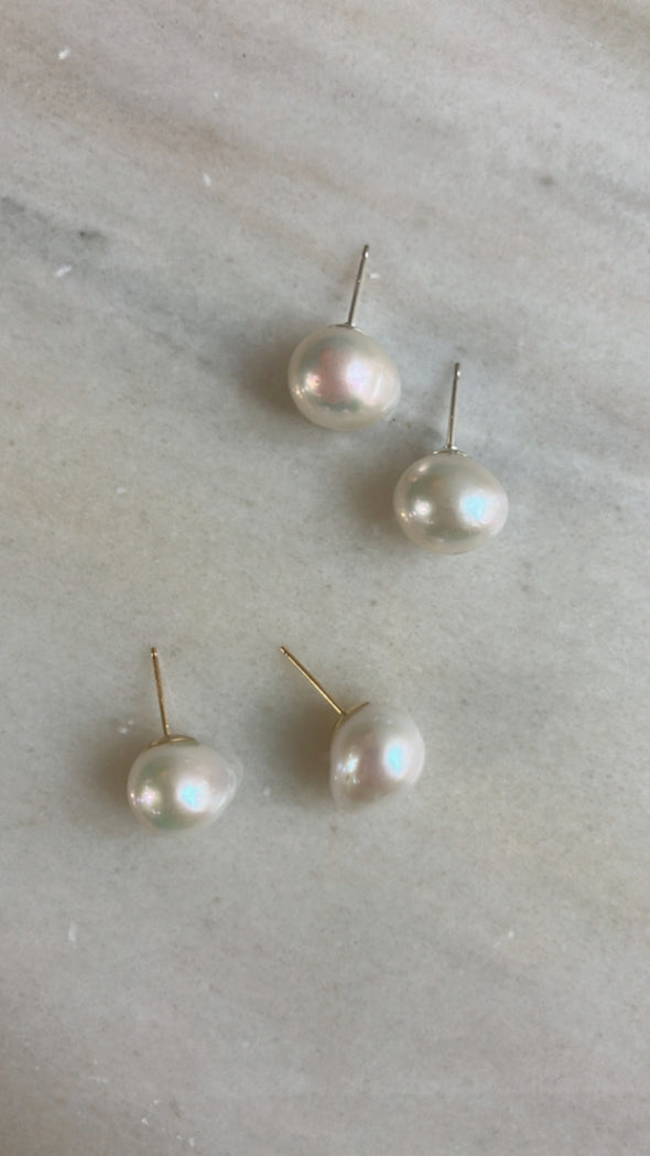 Baroque Pearl Stud