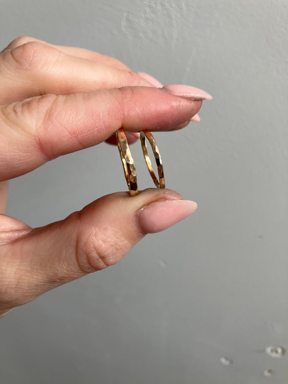 14K Yellow Gold Hammered Band