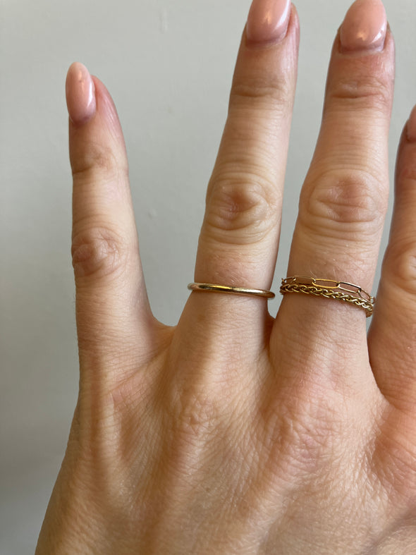 14K Yellow Gold Rounded Band