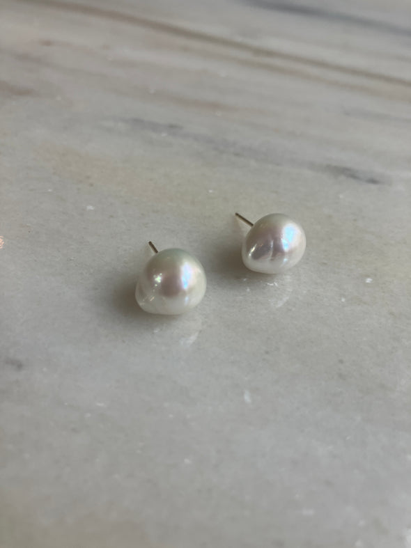 Baroque Pearl Stud