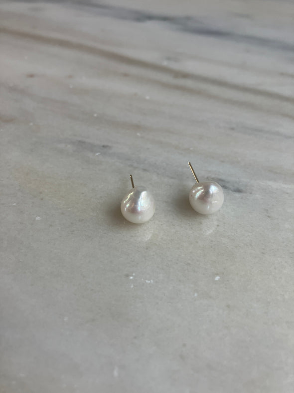 Baroque Pearl Stud