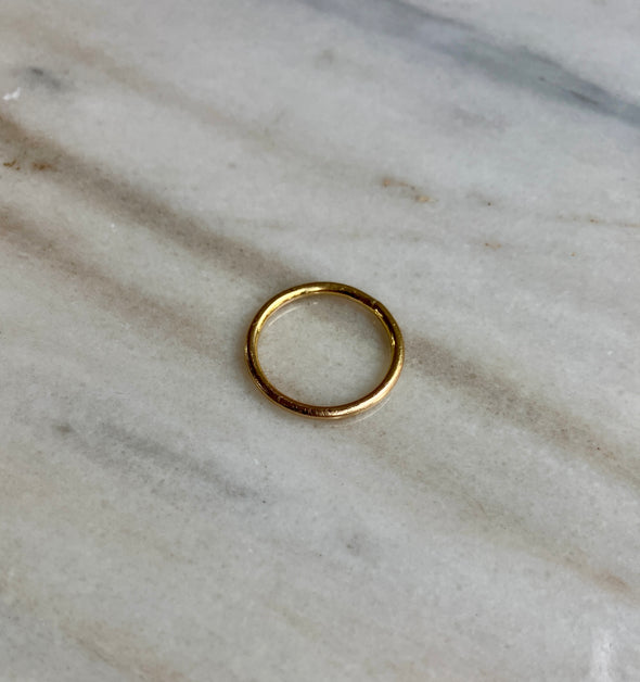 14K Yellow Gold Rounded Band